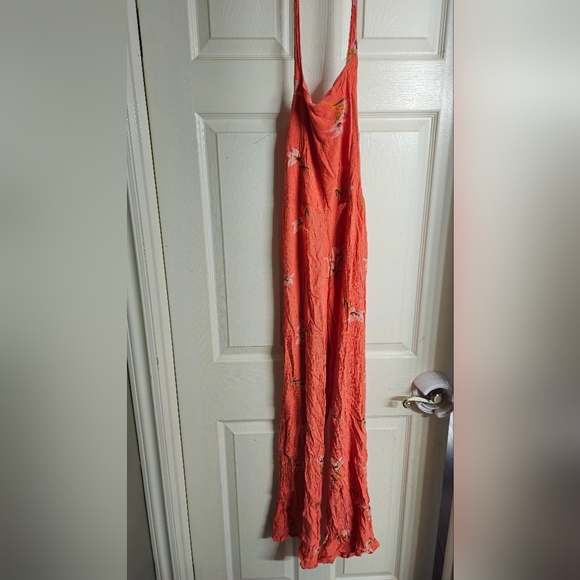 DRESS BUNDLE 3 dresses and 1 jump suit bundle - Picture 16 of 16